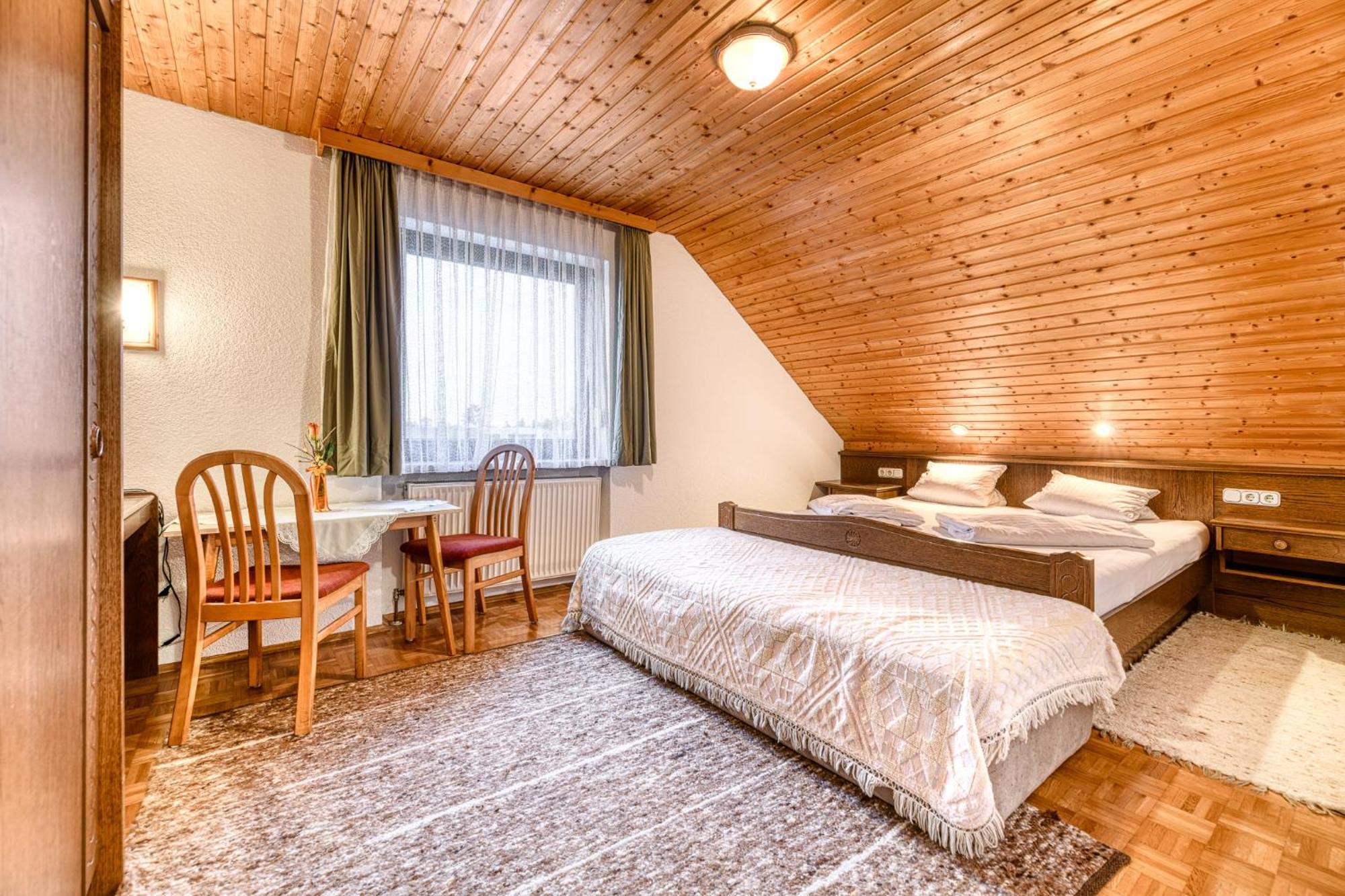 Gasthaus Hecht Хёкст Экстерьер фото